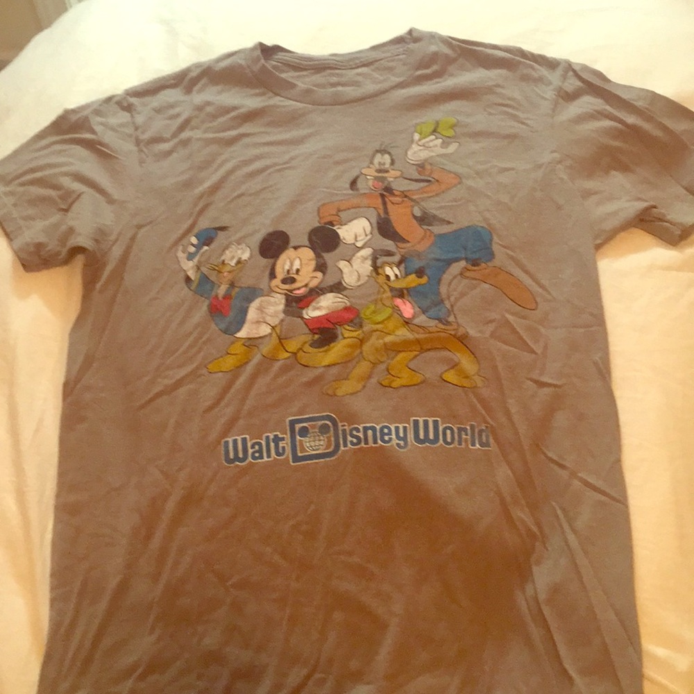Walt Disney world T-shirt